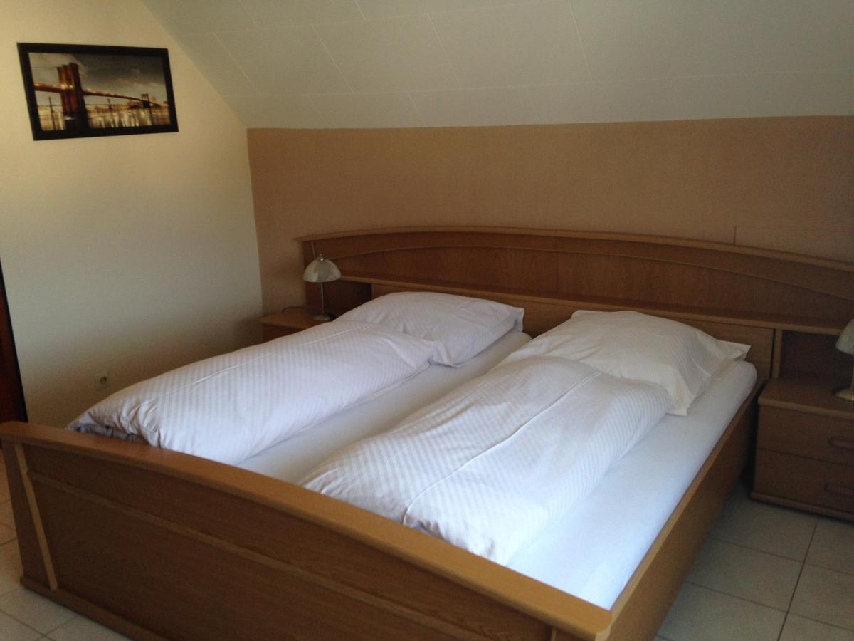 Hotel Gasthof Ratstube Kirchheim unter Teck Eksteriør bilde